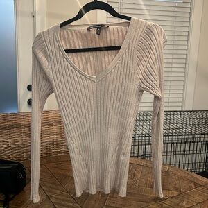 Fitted White House Black Market top Medium